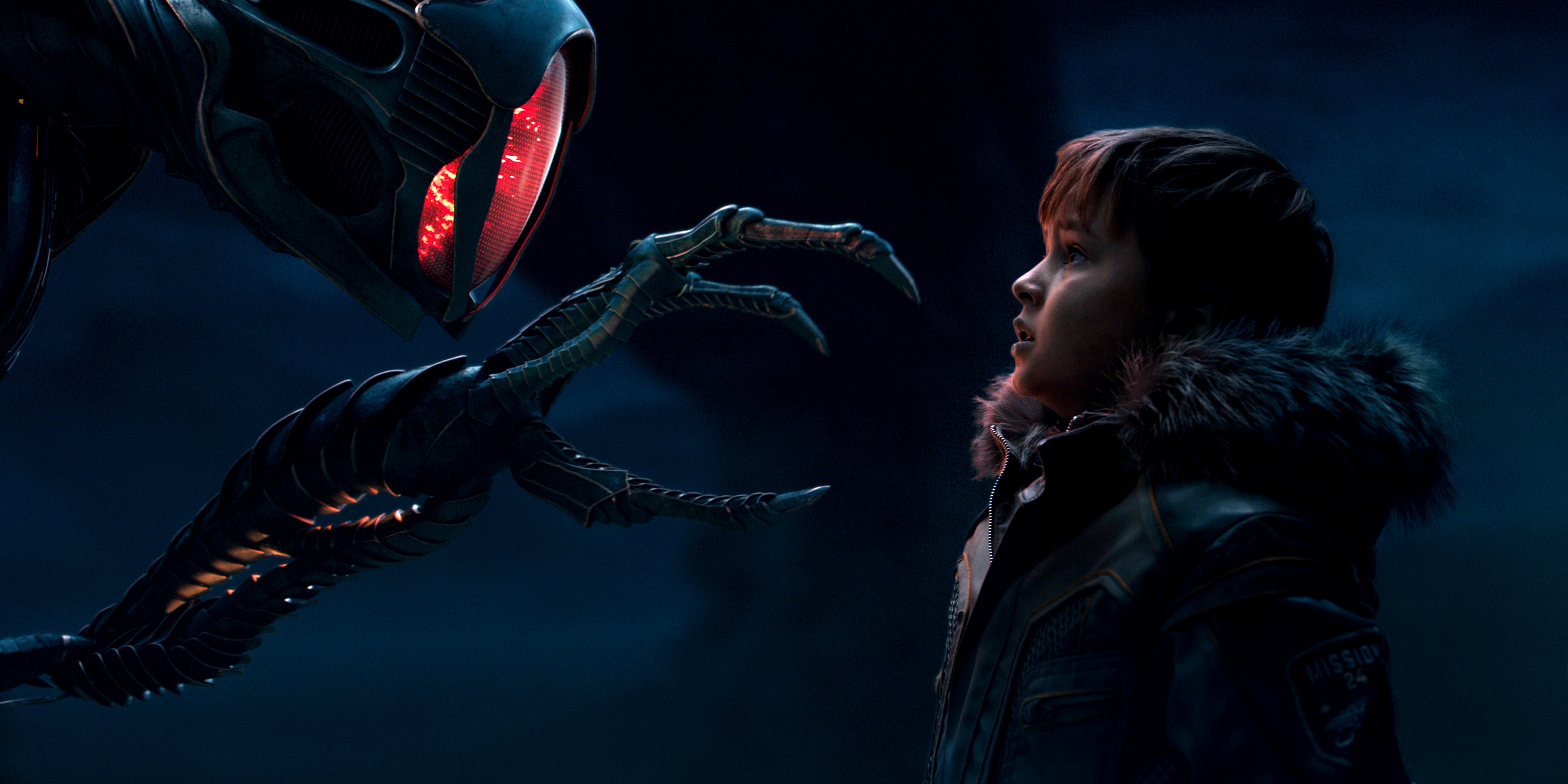 Lost-in-Space-Netflix-3